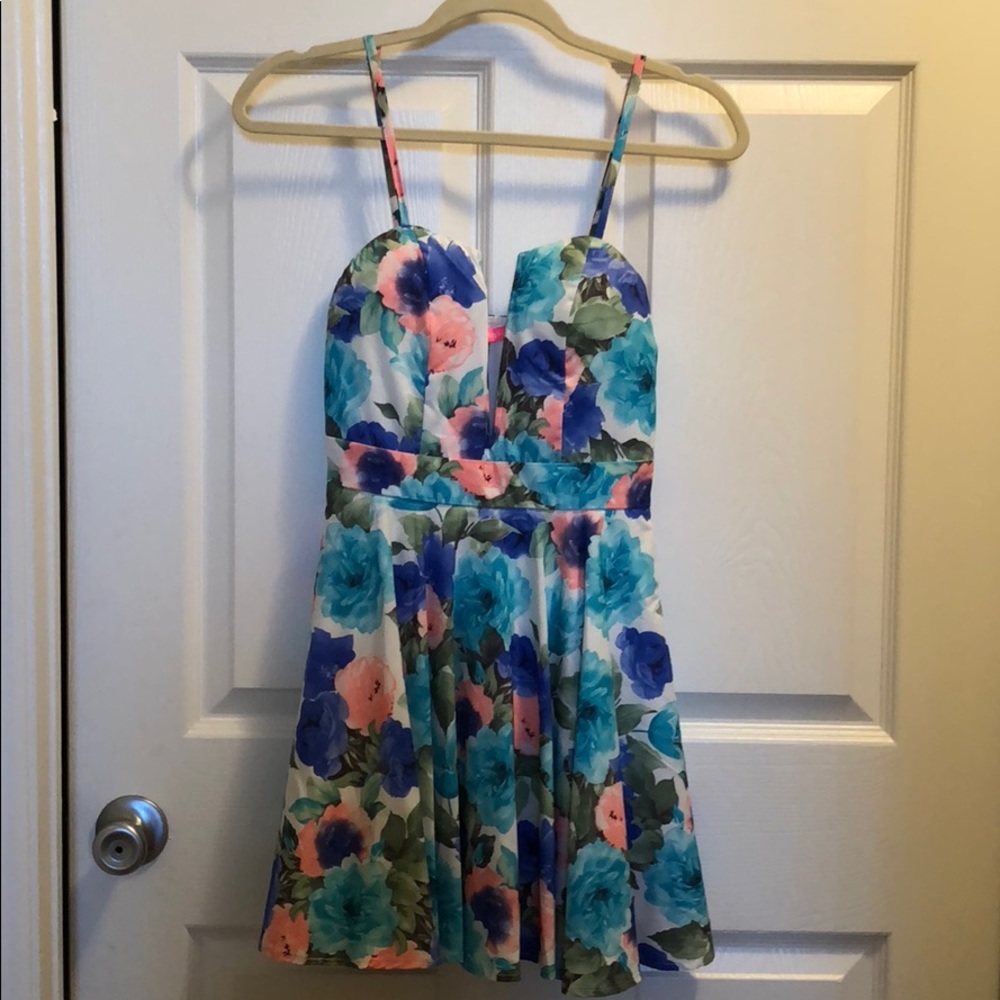 Floral mini dress
